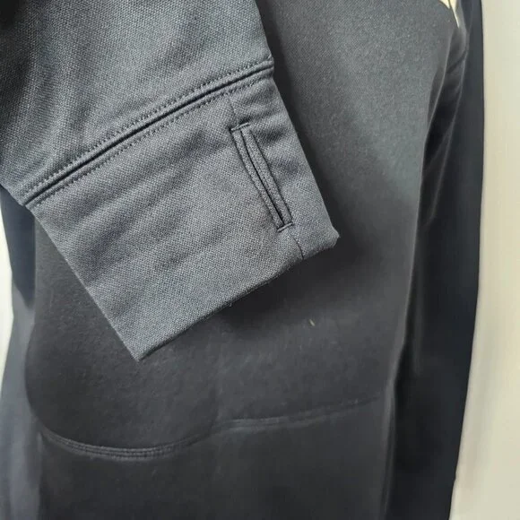 Long sleeve thumb hole fleece pullover hoodie, Size M - Picture 5 of 14